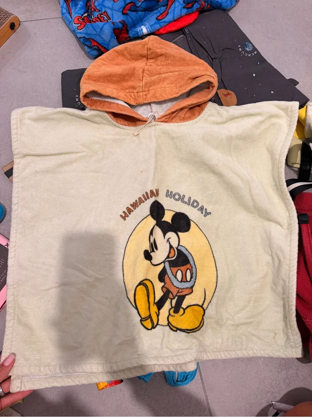 Zara 2/3 years Disney Mickey Mouse Kids Hooded Poncho beach-towel- Cream &Orange